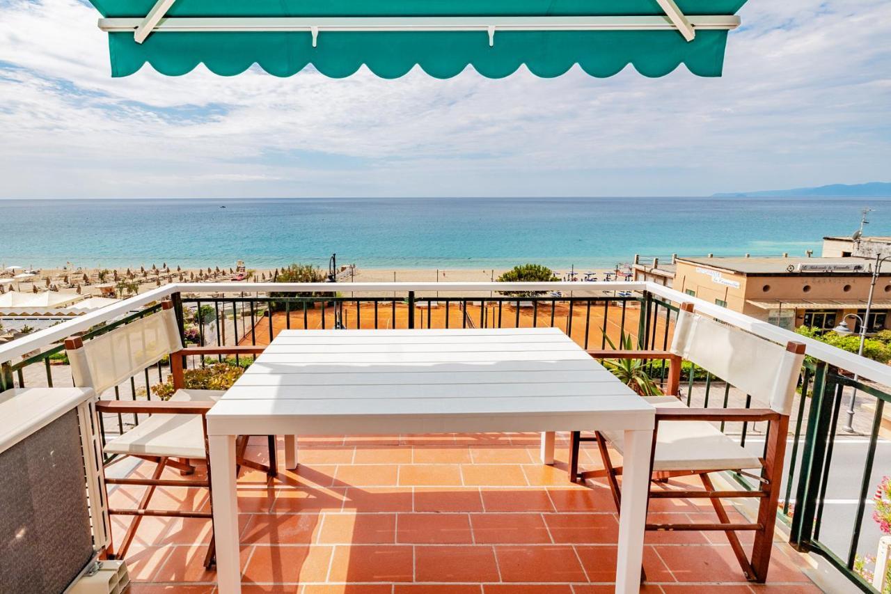Le Casasse "Paradiso" Varigotti Exteriör bild